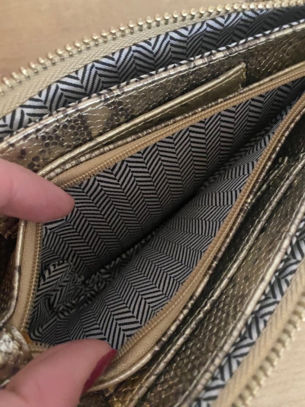 Gold Snake-Print Faux Leather Wristlet Clutch With Zipper Closure - Picture 5 of 8